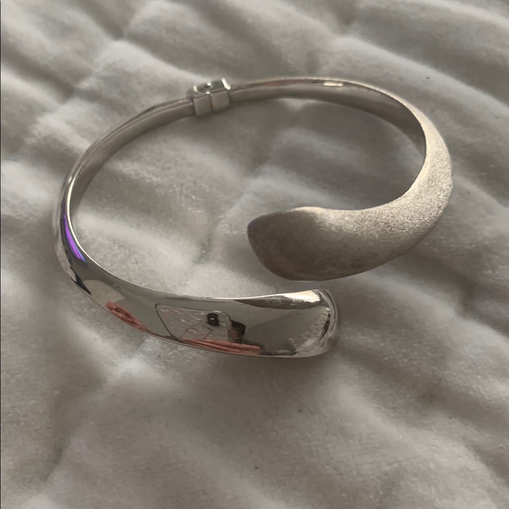 White gold bracelet